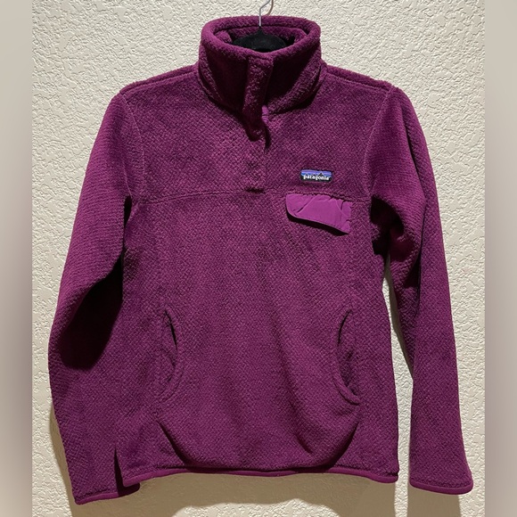 Patagonia 1/4 pullover jacket Front Pockets High Neckline Plum Purple Size S - Picture 2 of 6